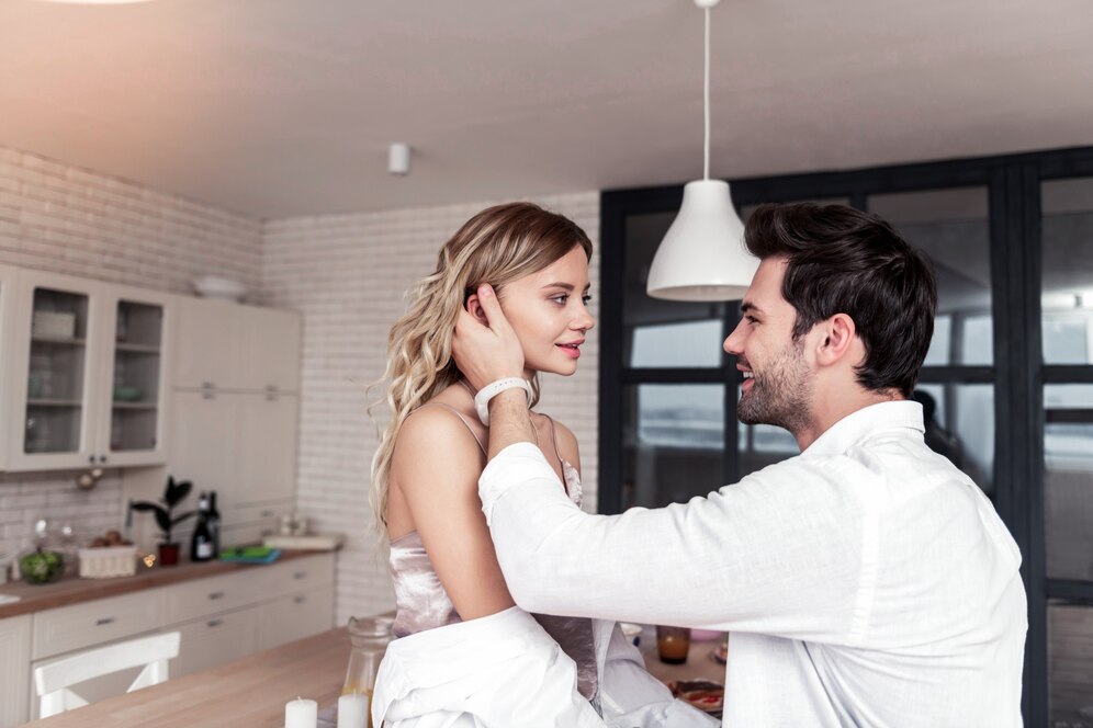 look-me-smiling-young-